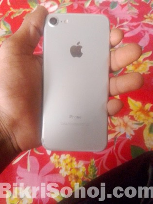 iPhone 7